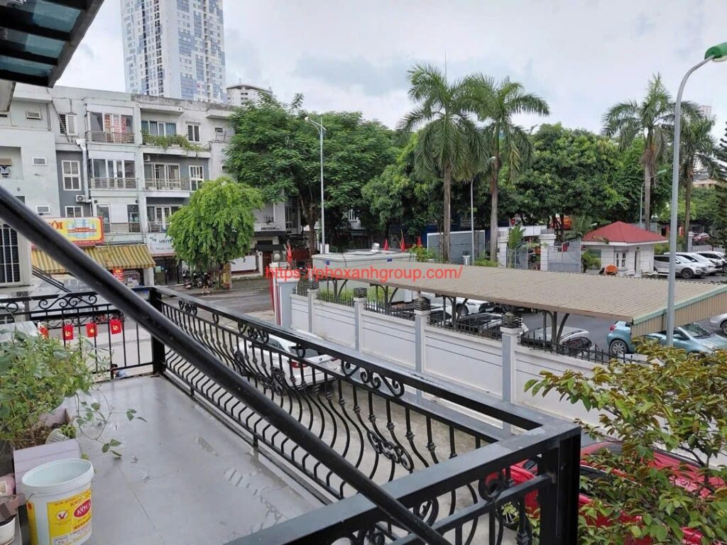 Ban nha van phu 5
